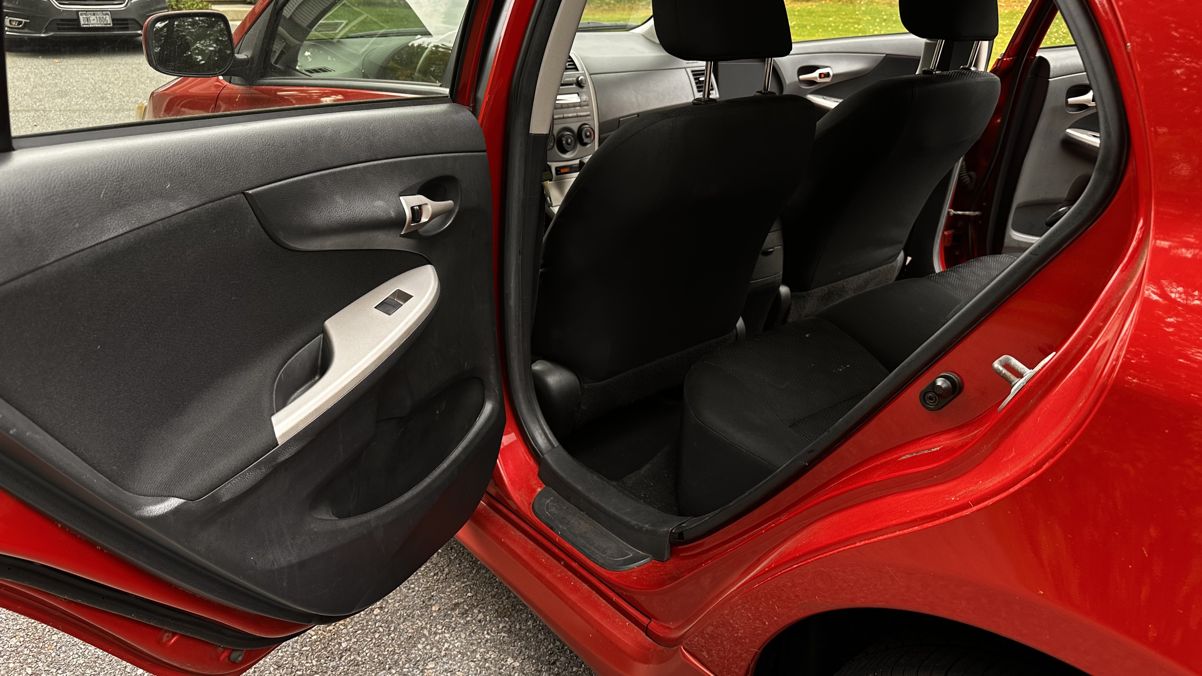 Used 2010 Toyota Corolla S w/ S EVP Pkg #3 FWD image 19