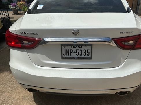 Used 2016 Nissan Maxima Platinum image 4