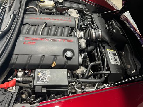 Used 2007 Chevrolet Corvette Convertible w/ Performance Package image 2