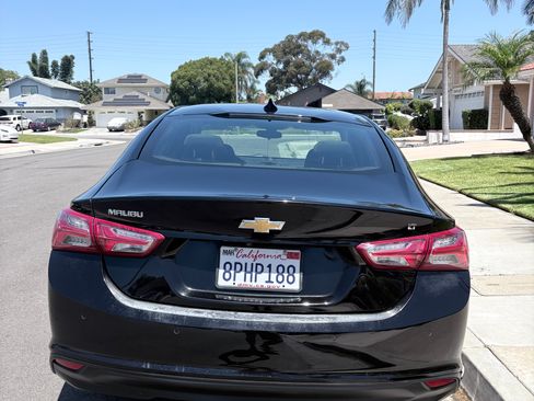 Used 2020 Chevrolet Malibu LT FWD image 5