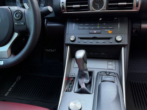 Used 2015 Lexus IS 350 w/ F-Sport Package RWD image 22