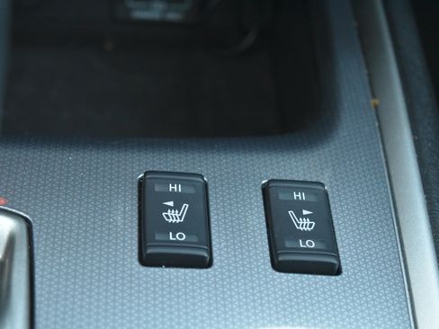 Used 2018 Nissan Pathfinder SL w/ SL Premium Package image 18