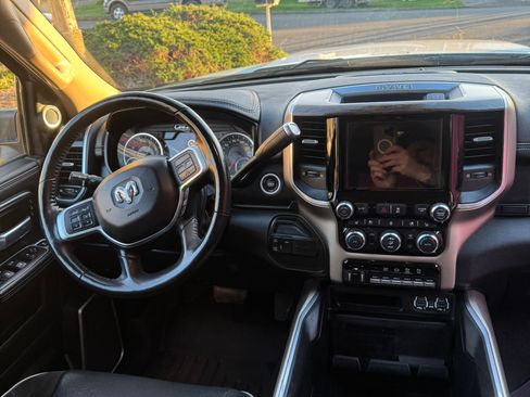 Used 2020 RAM 2500 Laramie image 18