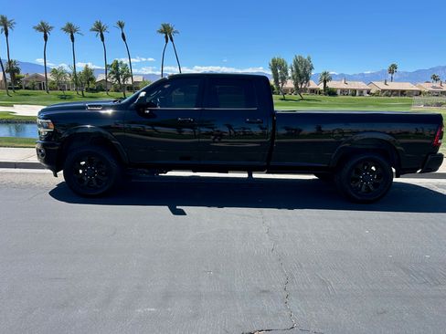 Used 2019 RAM 3500 Laramie image 9