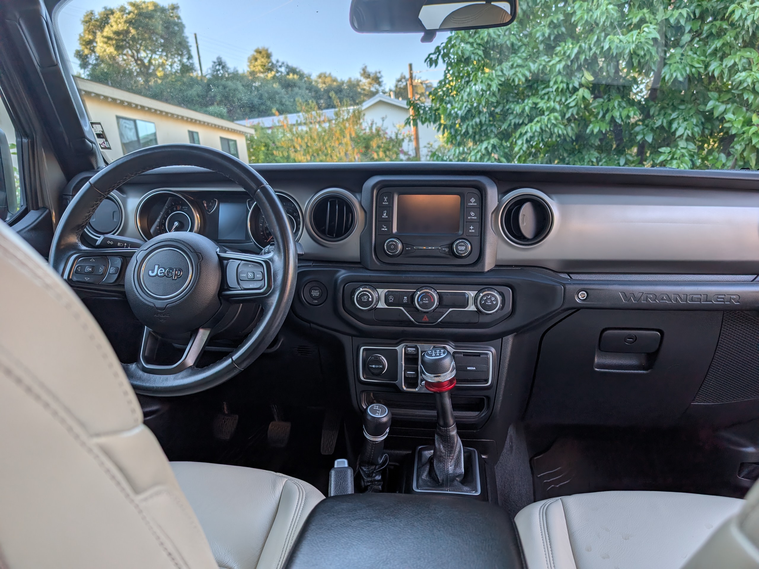 Used 2019 Jeep Wrangler Unlimited Sport S AWD/4WD image 6
