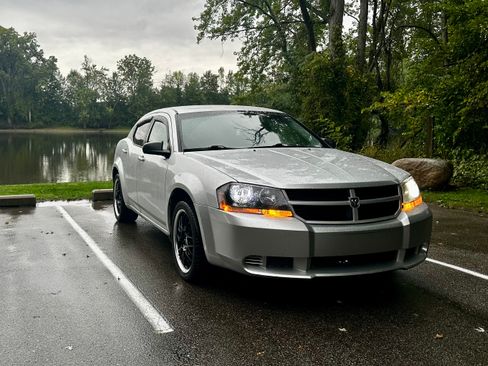 Used 2008 Dodge Avenger SE image 11