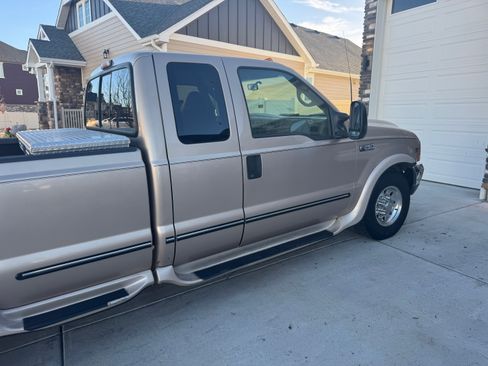 Used 1999 Ford F250 Long Bed image 9
