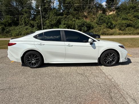 Used 2025 Toyota Camry XSE w/ Premium Plus Package FWD image 2