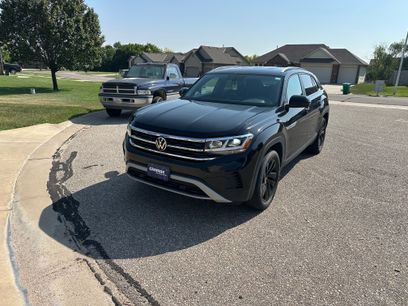 Used 2022 Volkswagen Atlas Cross Sport SE