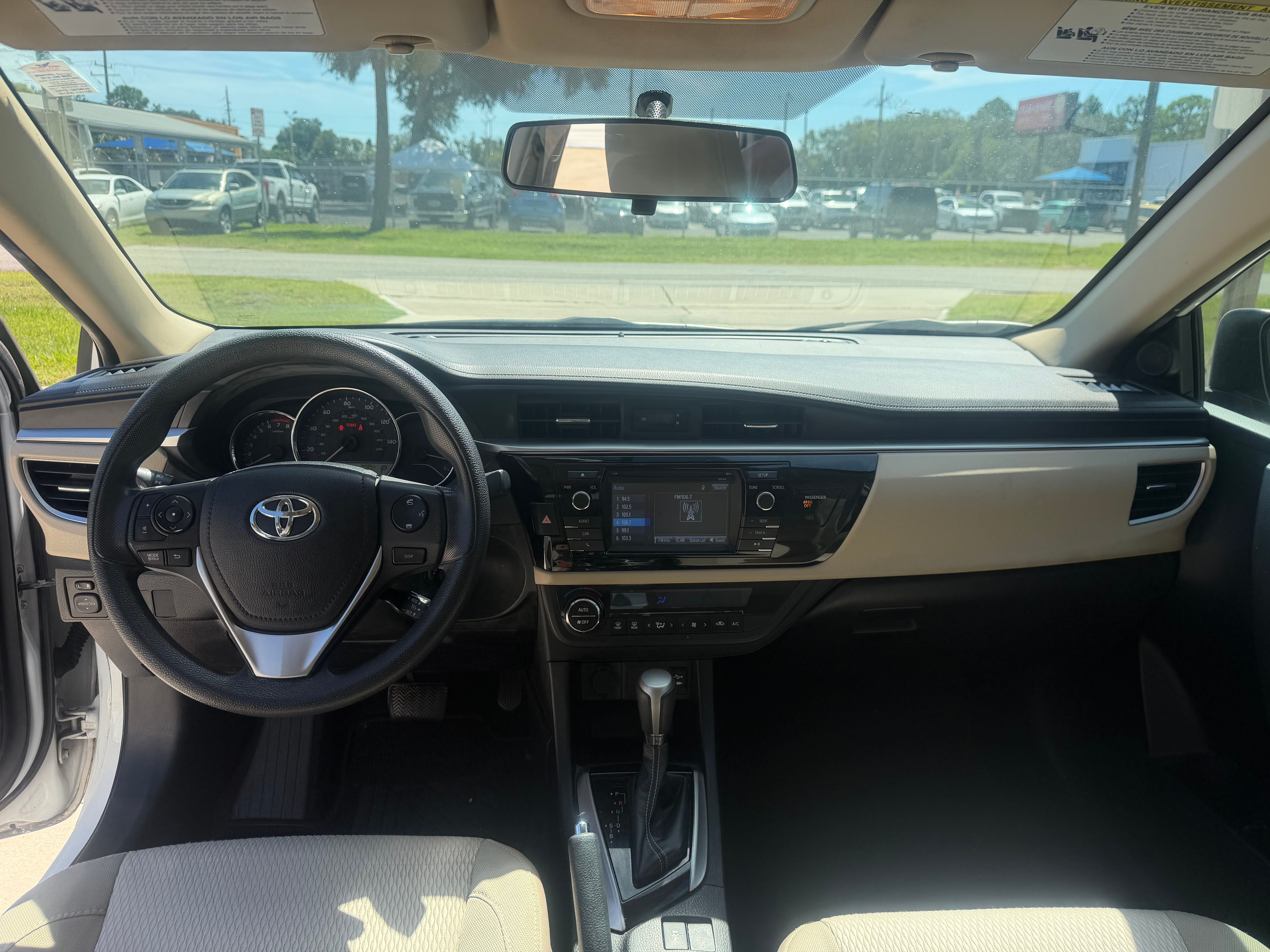 Used 2014 Toyota Corolla LE FWD image 14