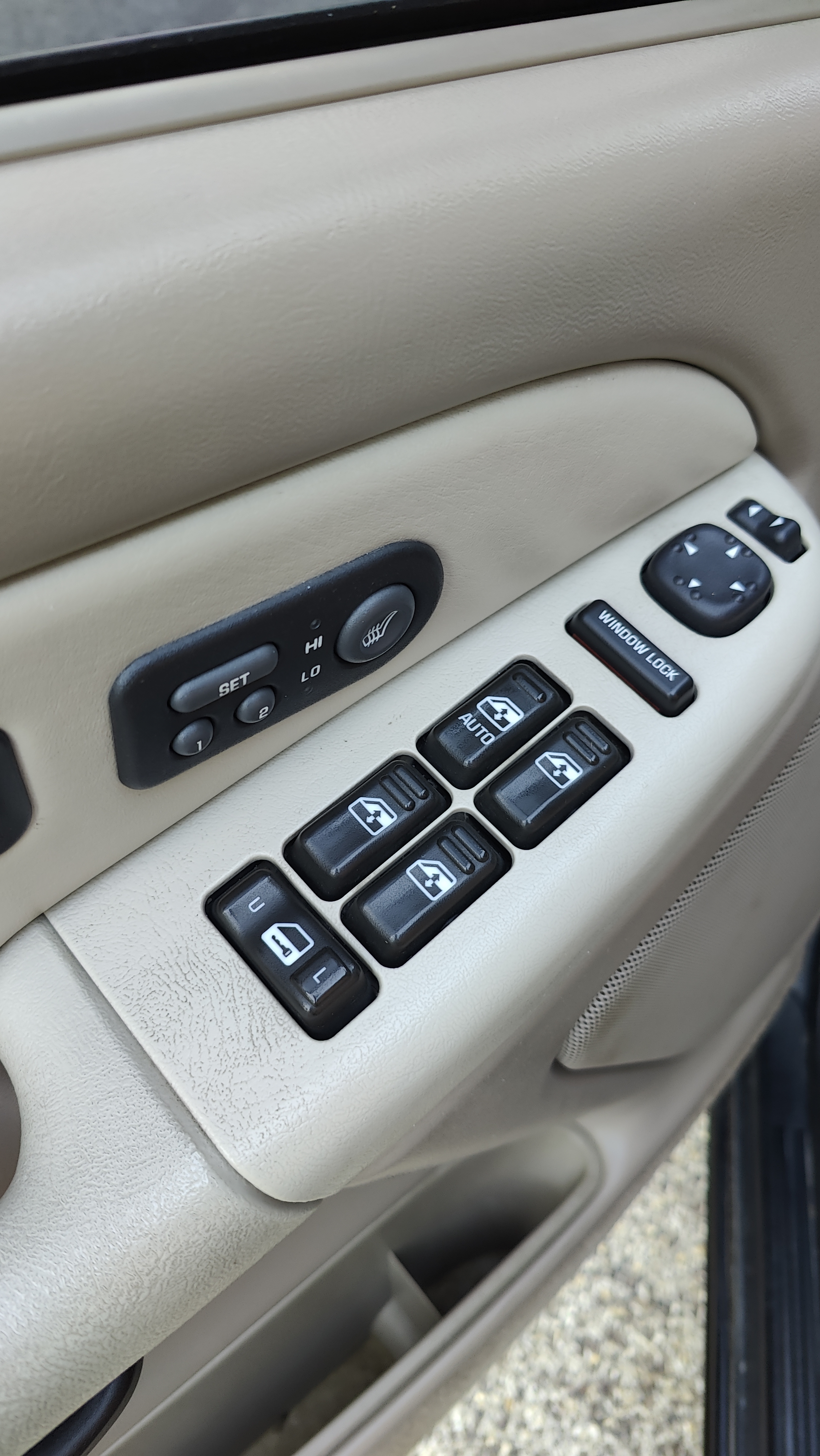 Used 2002 GMC Yukon SLT AWD/4WD image 11