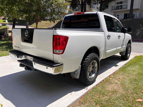 Used 2006 Nissan Titan SE AWD/4WD image 6