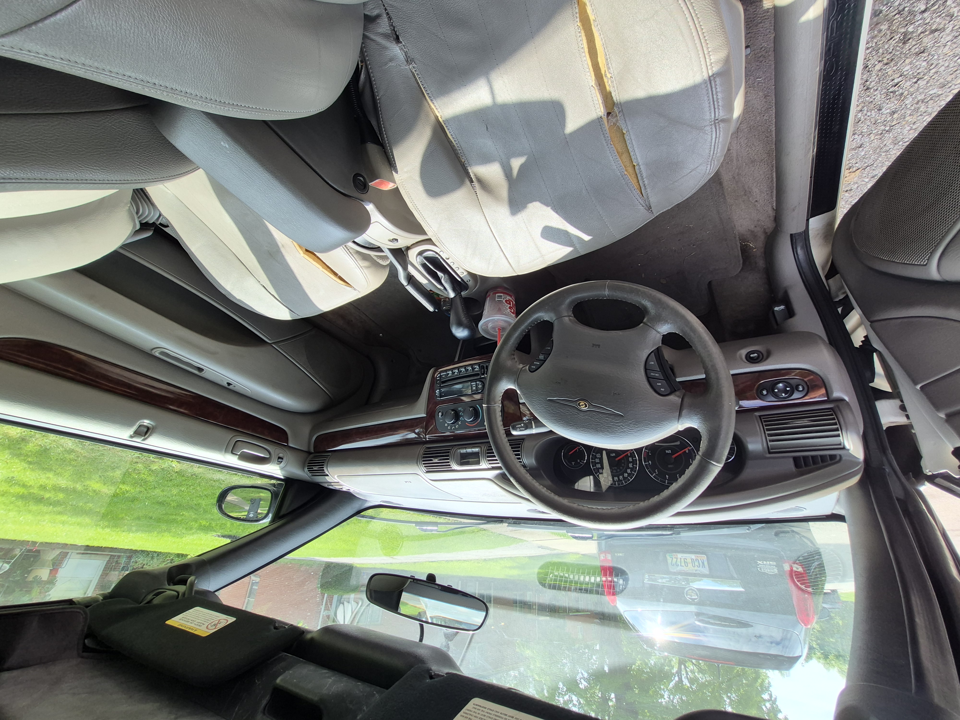 Used 2002 Chrysler Sebring LXi FWD image 9