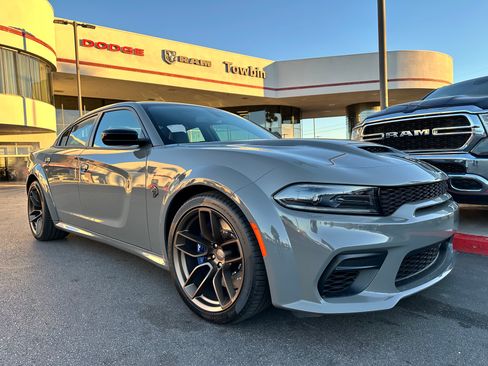 Used 2023 Dodge Charger SRT Hellcat RWD image 4
