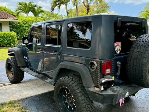 Used 2007 Jeep Wrangler Unlimited X RWD image 5