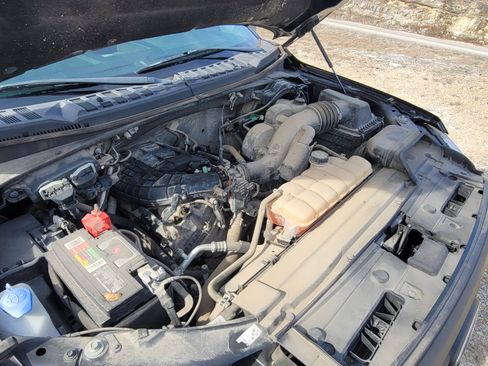 Used 2016 Ford F150 XL w/ Equipment Group 101A Mid image 8