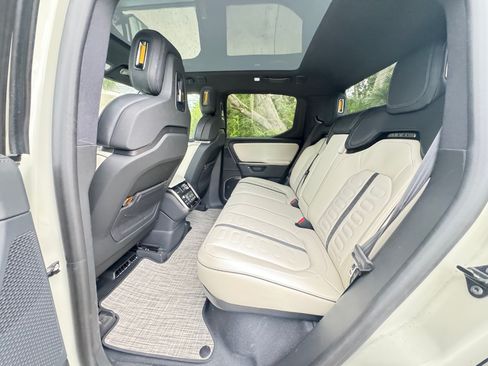 Used 2025 Rivian R1T Adventure AWD/4WD image 6