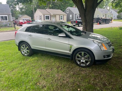 Used 2012 Cadillac SRX Premium image 1