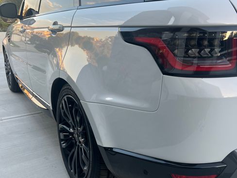 Used 2019 Land Rover Range Rover Sport HSE image 10