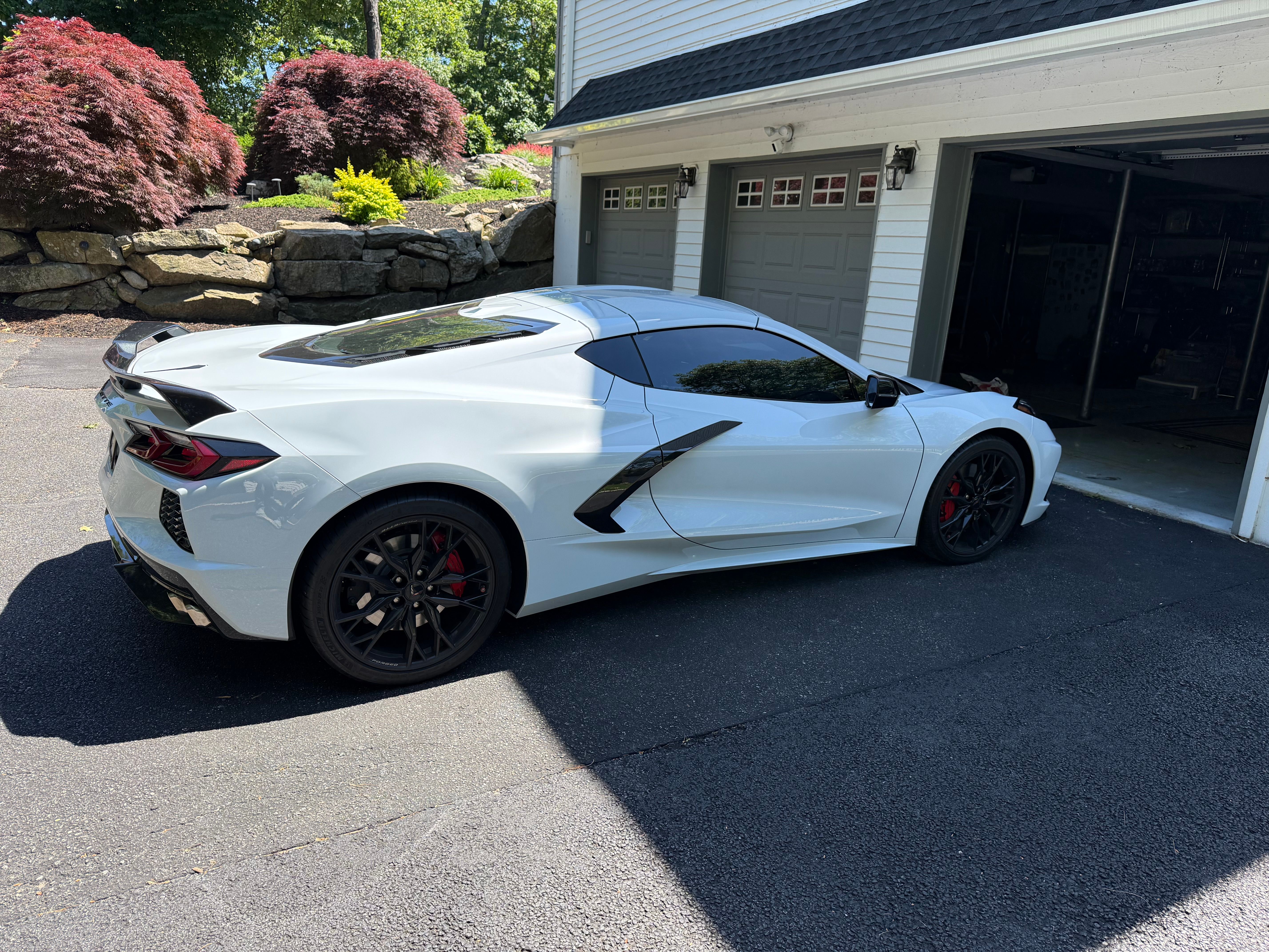 Used 2024 Chevrolet Corvette Stingray Preferred Cpe w/ Z51 Performance Package RWD image 5