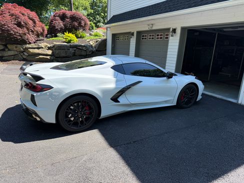 Used 2024 Chevrolet Corvette Stingray Preferred Cpe w/ Z51 Performance Package RWD image 6