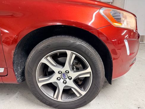 Used 2014 Volvo XC60 T6 AWD/4WD image 17