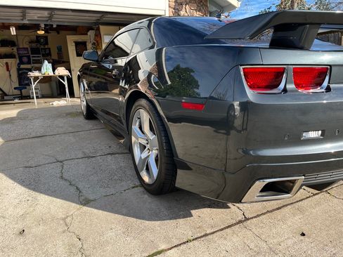 Used 2013 Chevrolet Camaro SS image 24