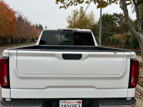 Used 2021 GMC Sierra 1500 SLT w/ SLT Premium Plus Package image 5