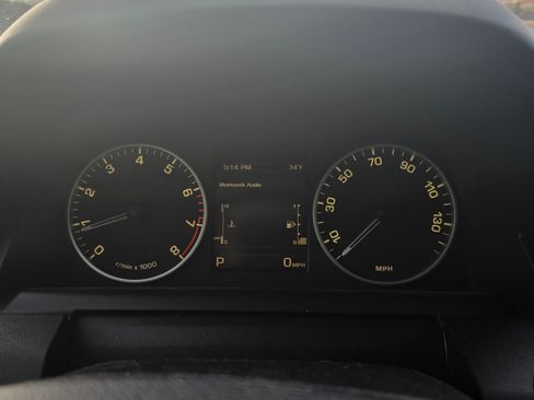 Used 2016 Land Rover LR4 HSE Silver Edition image 18