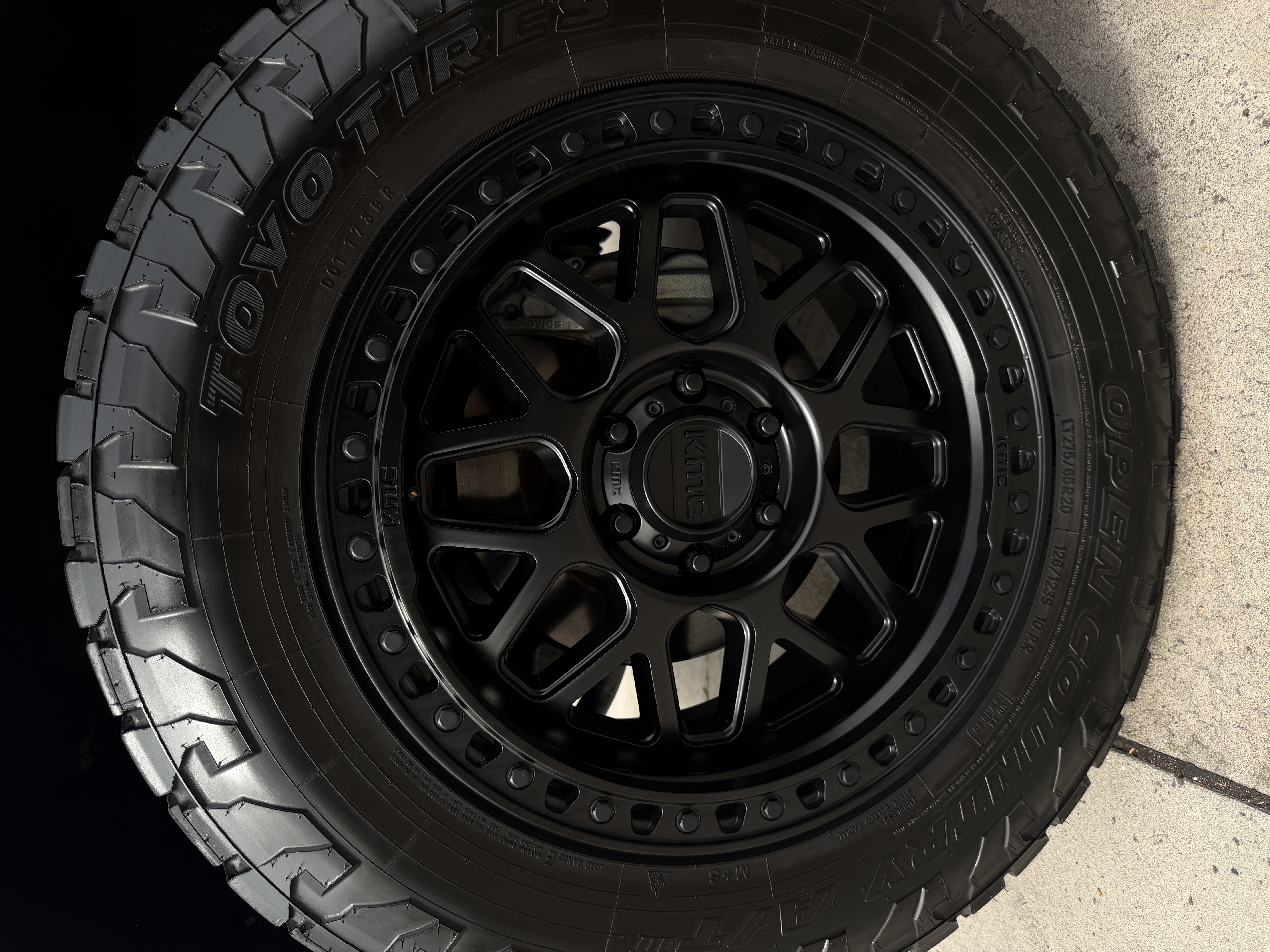 Used 2023 Toyota Tundra Platinum RWD image 13