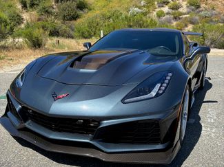 Used 2019 Chevrolet Corvette ZR1 RWD video 1