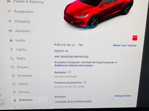 Used 2023 Tesla Model X image 18