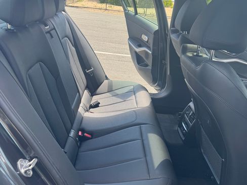 Used 2020 BMW 330i Sedan RWD image 17