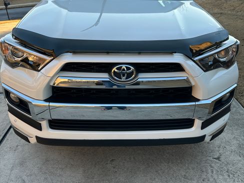 Used 2016 Toyota 4Runner Limited image 1