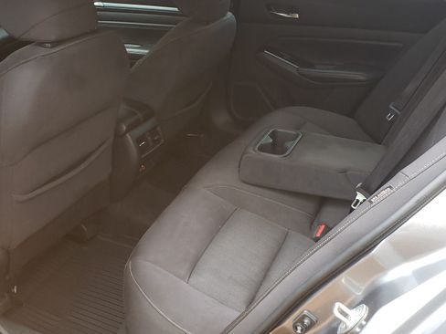 Used 2020 Nissan Altima 2.5 SV image 16