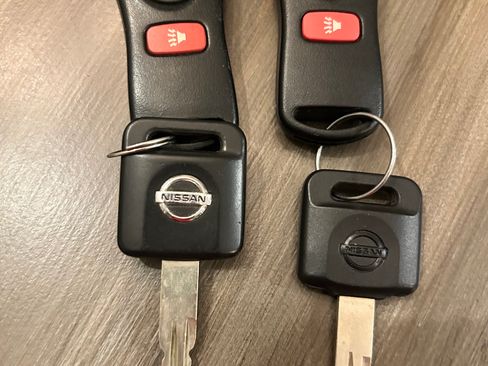 Used 2016 Nissan Frontier SV RWD image 18