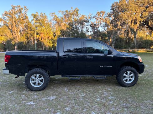 Used 2012 Nissan Titan S image 6