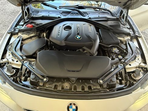 Used 2018 BMW 430i Convertible image 12