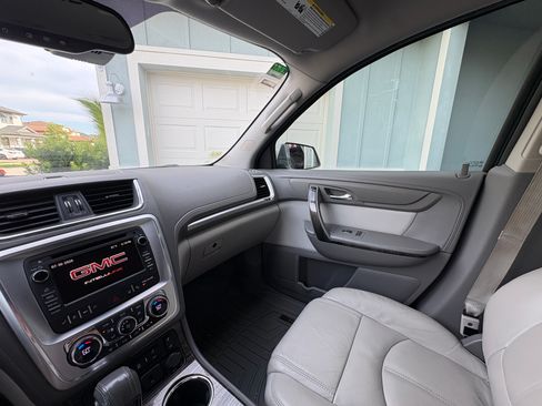 Used 2015 GMC Acadia SLT FWD image 11