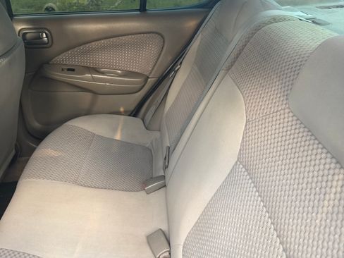 Used 2004 Nissan Sentra S image 6