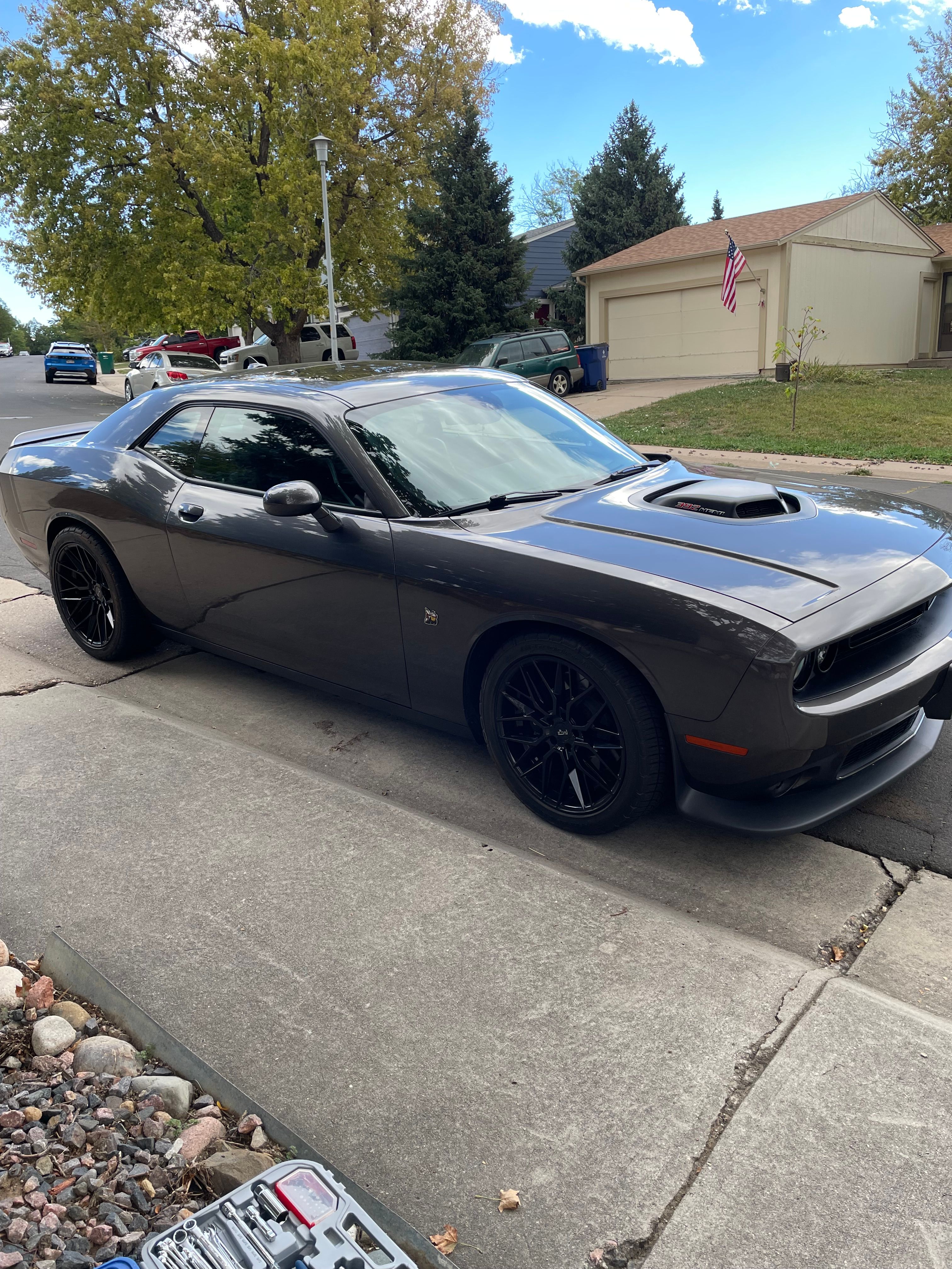 Used 2015 Dodge Challenger R/T Scat Pack RWD image 19