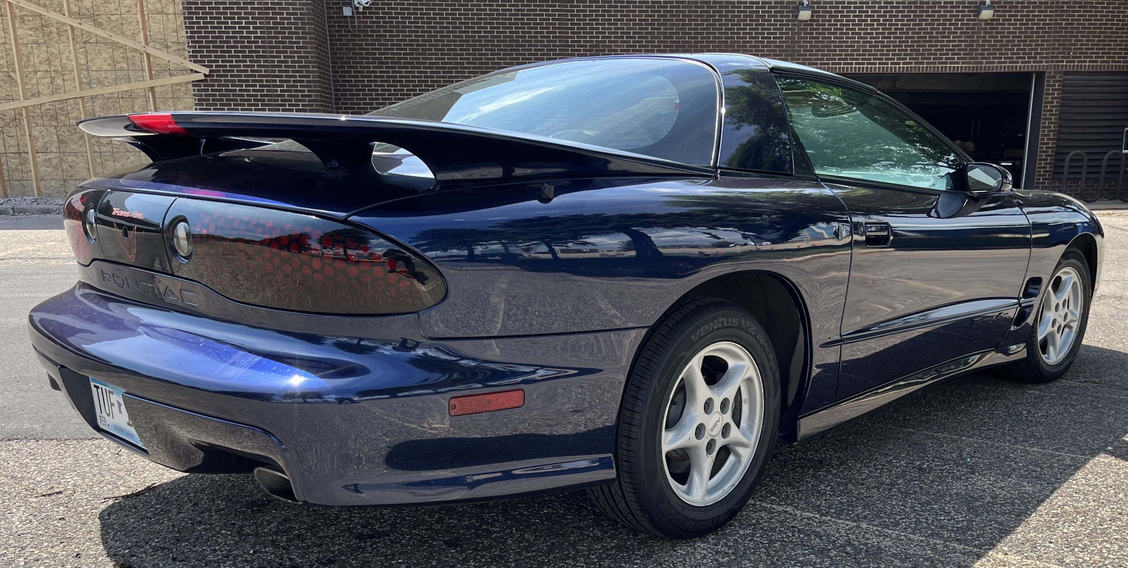 Used 1998 Pontiac Firebird Formula w/ Security Pkg RWD image 4