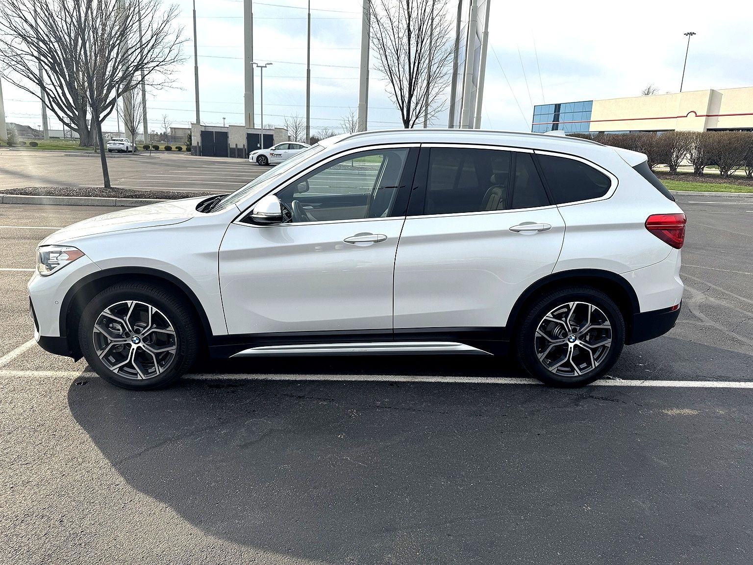 Used 2021 BMW X1 sDrive28i w/ Convenience Package FWD image 4