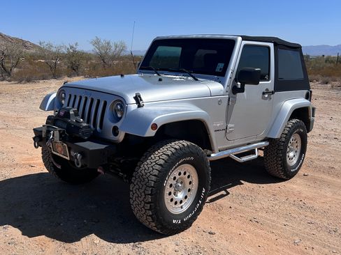 Used 2007 Jeep Wrangler Sahara w/ PWR Convenience Group AWD/4WD image 2