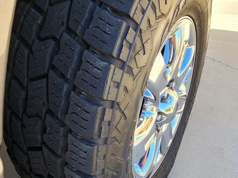 Used 2013 Ford F150 XLT w/ Luxury Equipment Group image 15