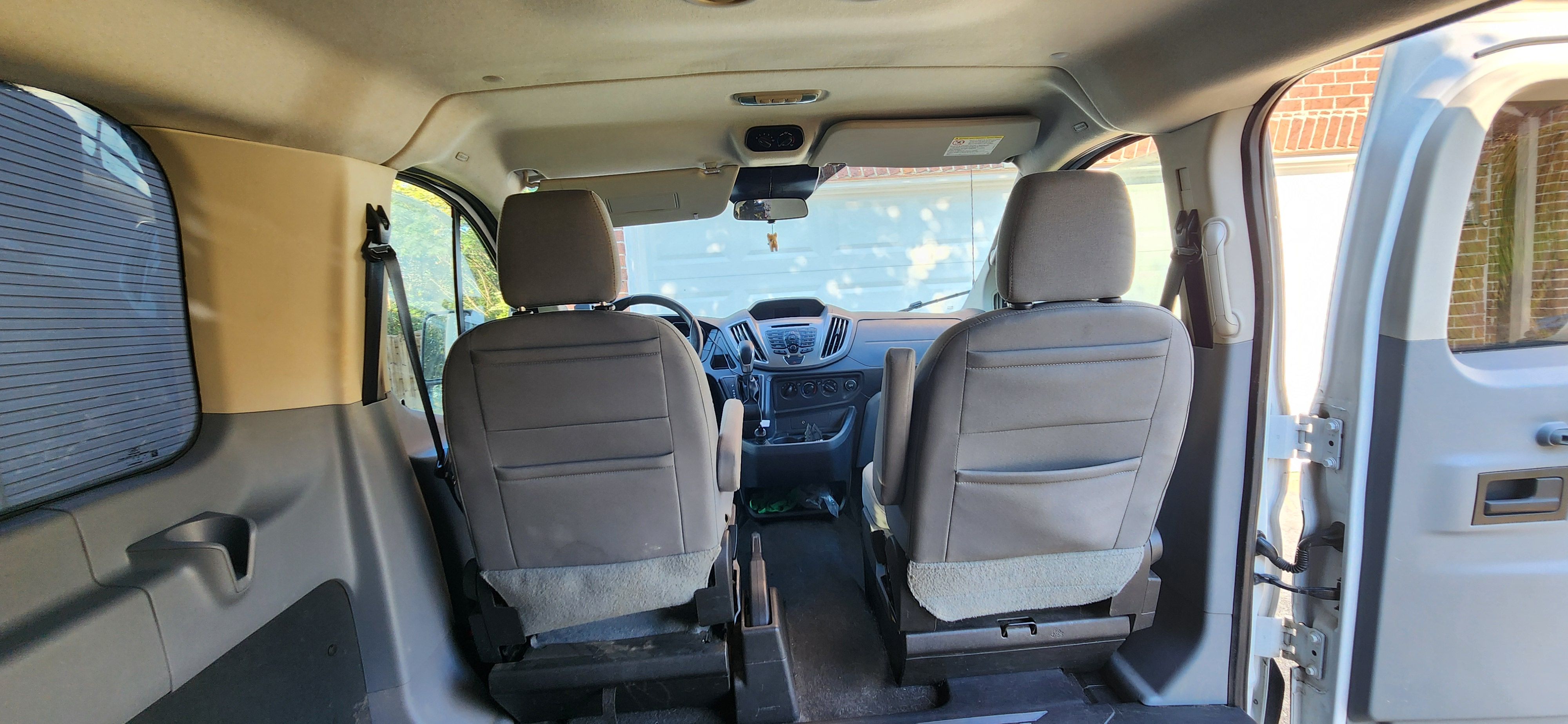 Used 2017 Ford Transit 350 XLT RWD image 12