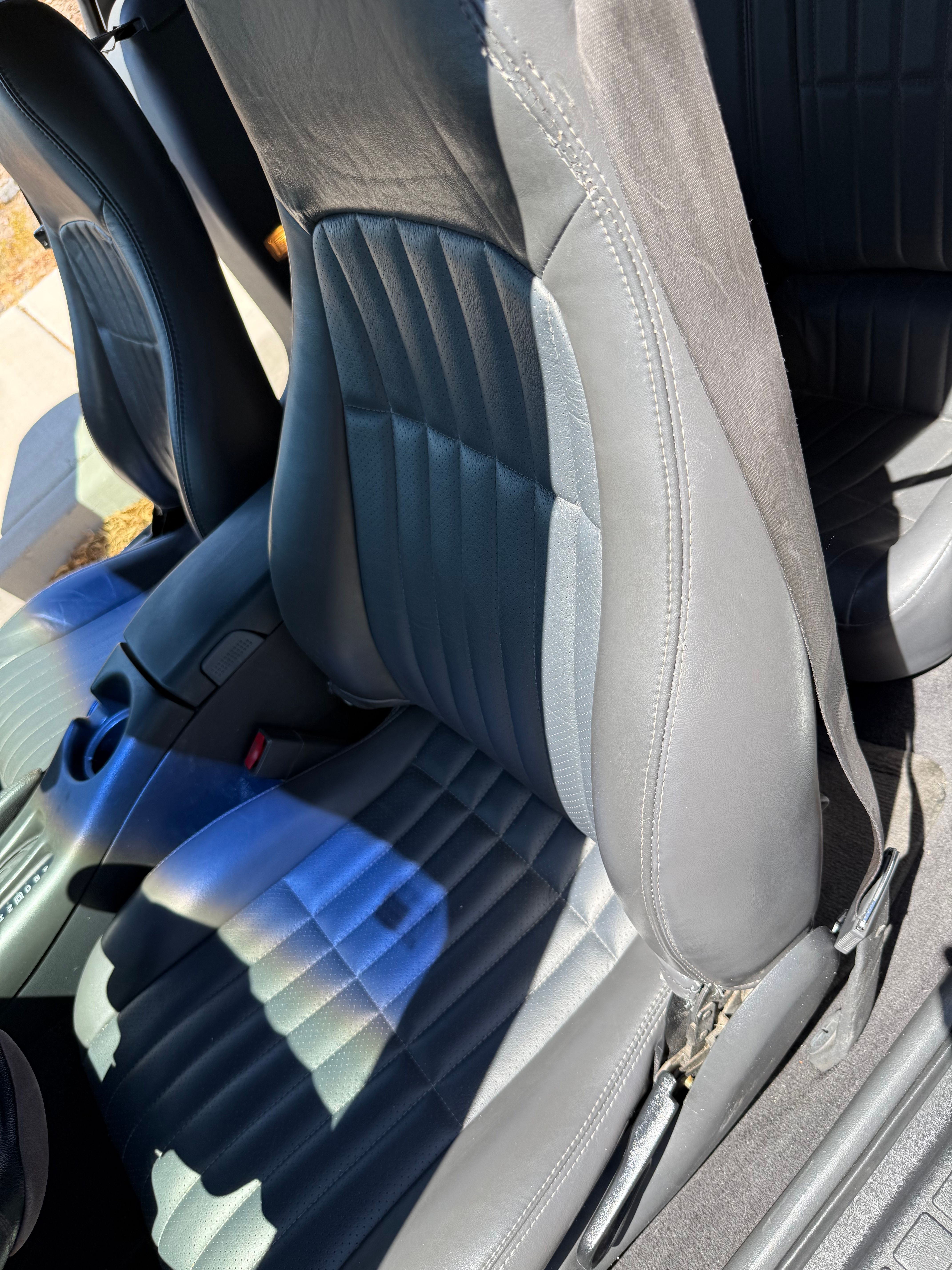 Used 1998 Chevrolet Camaro Z28 RWD image 16