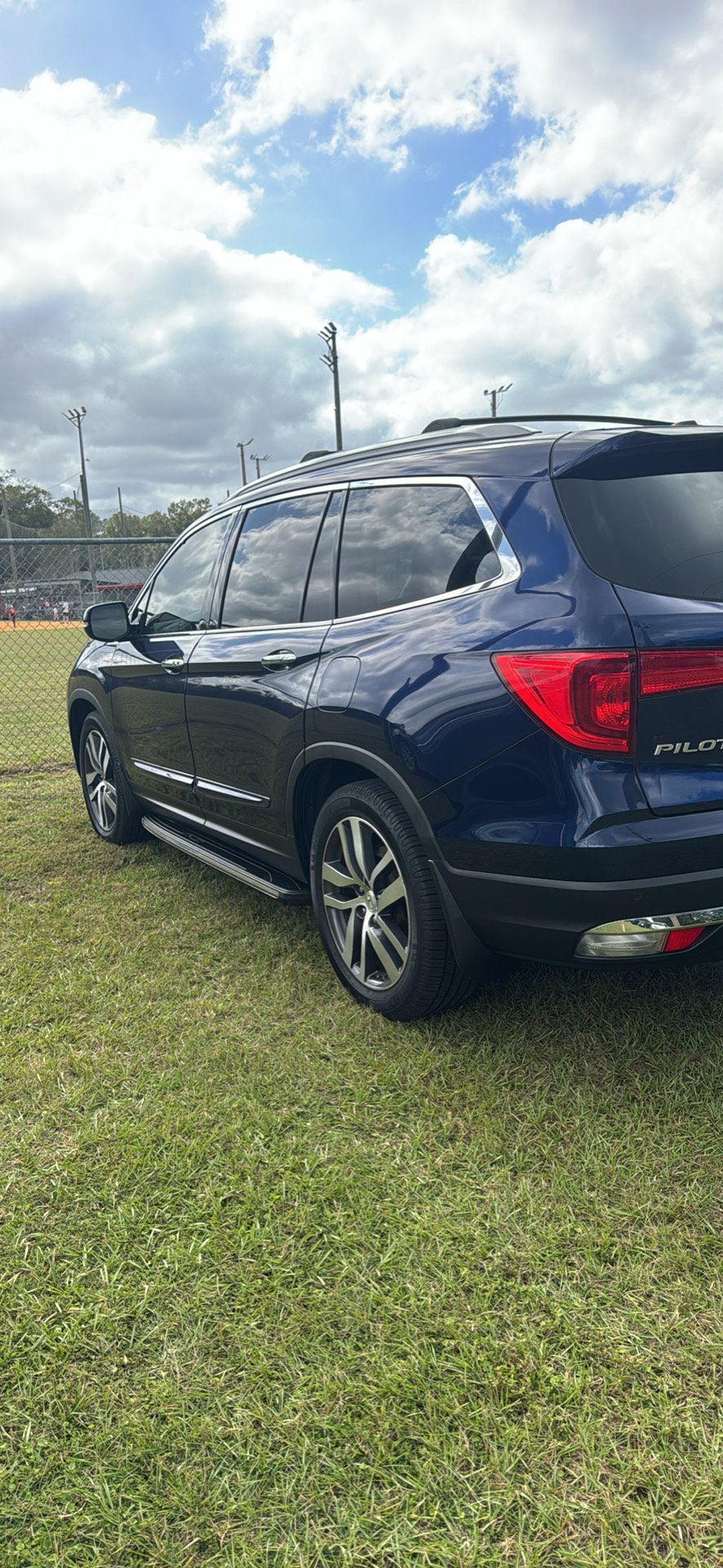 Used 2017 Honda Pilot Touring image 12