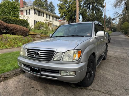 Used 2007 Lexus LX 470 470 Sport Utility 4D image 2