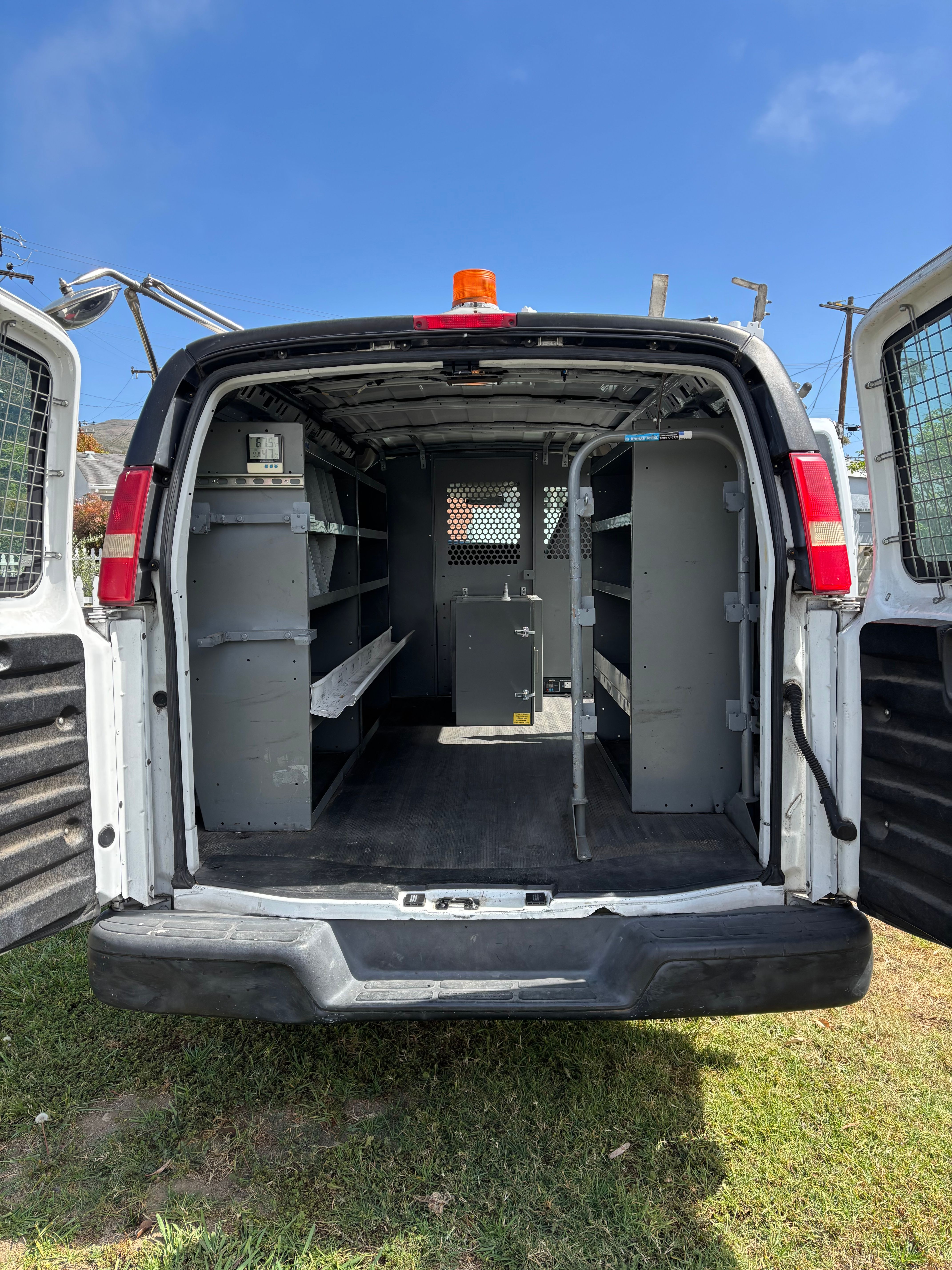 Used 2006 GMC Savana 2500 RWD image 23
